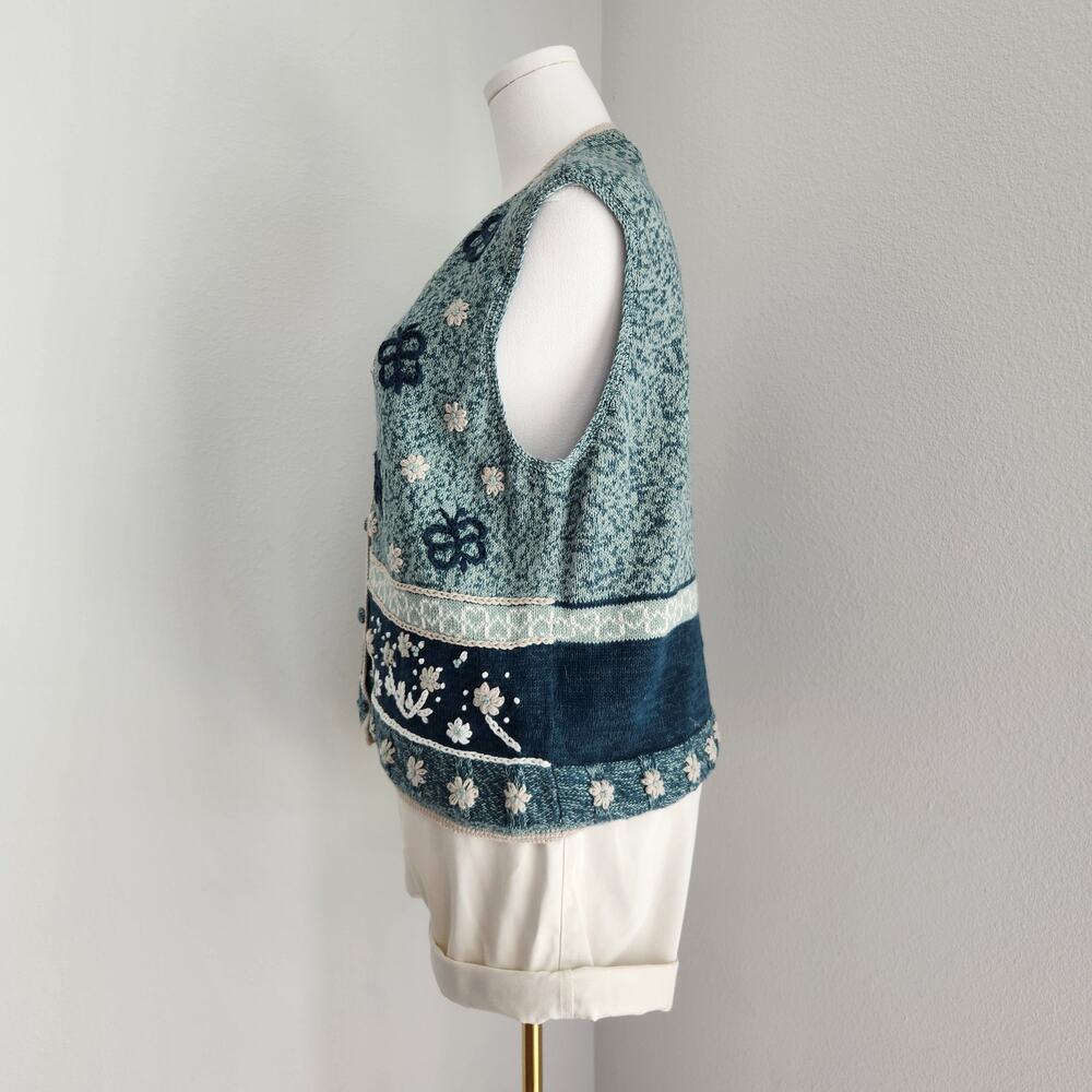 Vintage Y2K Embroidered Floral Sweater Vest Cottagecore Christopher & Banks L XL - Picture 3 of 7